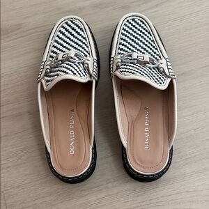 Donald J. Pliner Black and Cream Women's Mules